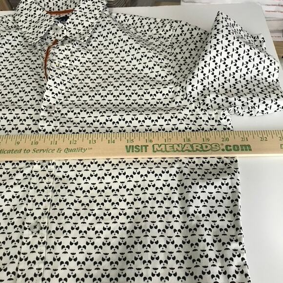 Monument Shirt Mens Small Black White Buttons All Over Print Halloween Pumpkin - Picture 8 of 9